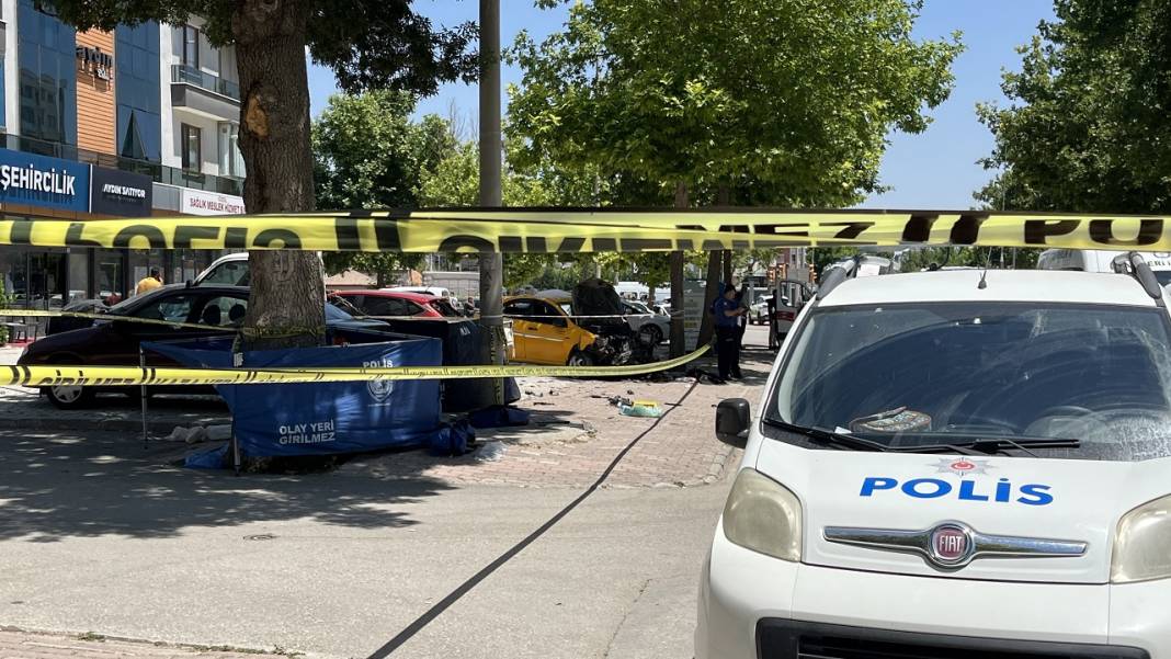 Konya merkezde feci kaza! Ticari taksi anne ve kızını ezdi, 2 ölü 5